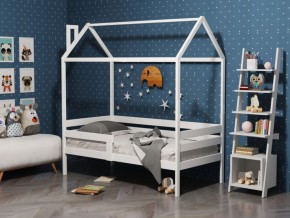 Детская кровать-домик из массива березы Соня-6 (800*1600) Белый/Лак в Стрежевом - strezevoi.ok-mebel.com | фото
