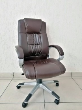 Кресло Barneo K-6 для руководителя (коричневая экокожа) в Стрежевом - strezevoi.ok-mebel.com | фото 1
