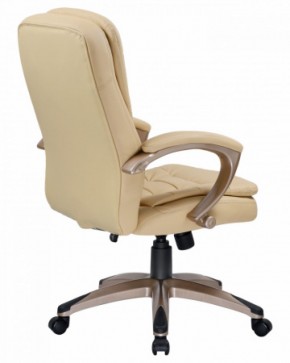 Офисное кресло для руководителей DOBRIN DONALD LMR-106B бежевый в Стрежевом - strezevoi.ok-mebel.com | фото 4