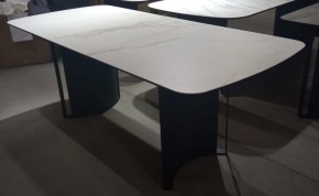 Стол RASMUS 160 TL-45 Белый мрамор, испанская керамика / черный каркас, ®DISAUR в Стрежевом - strezevoi.ok-mebel.com | фото 2
